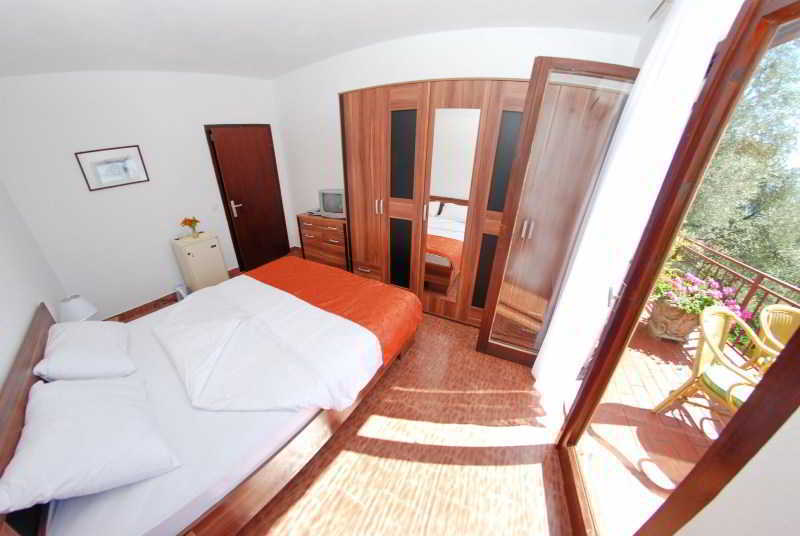 Guest House Elena Свети-Стефан Экстерьер фото