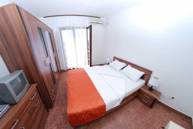 Guest House Elena Свети-Стефан Экстерьер фото